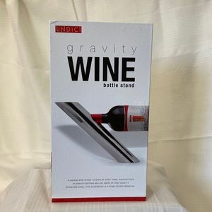 Undici wine bottle holder/stand
